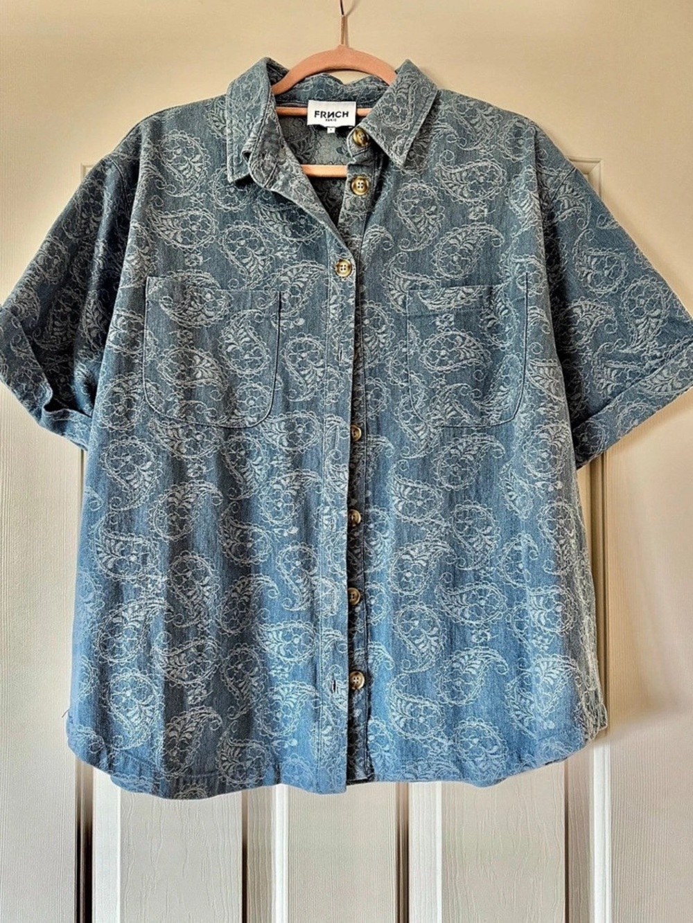 Denim Paisley Button Down with White detail Size Large Like New